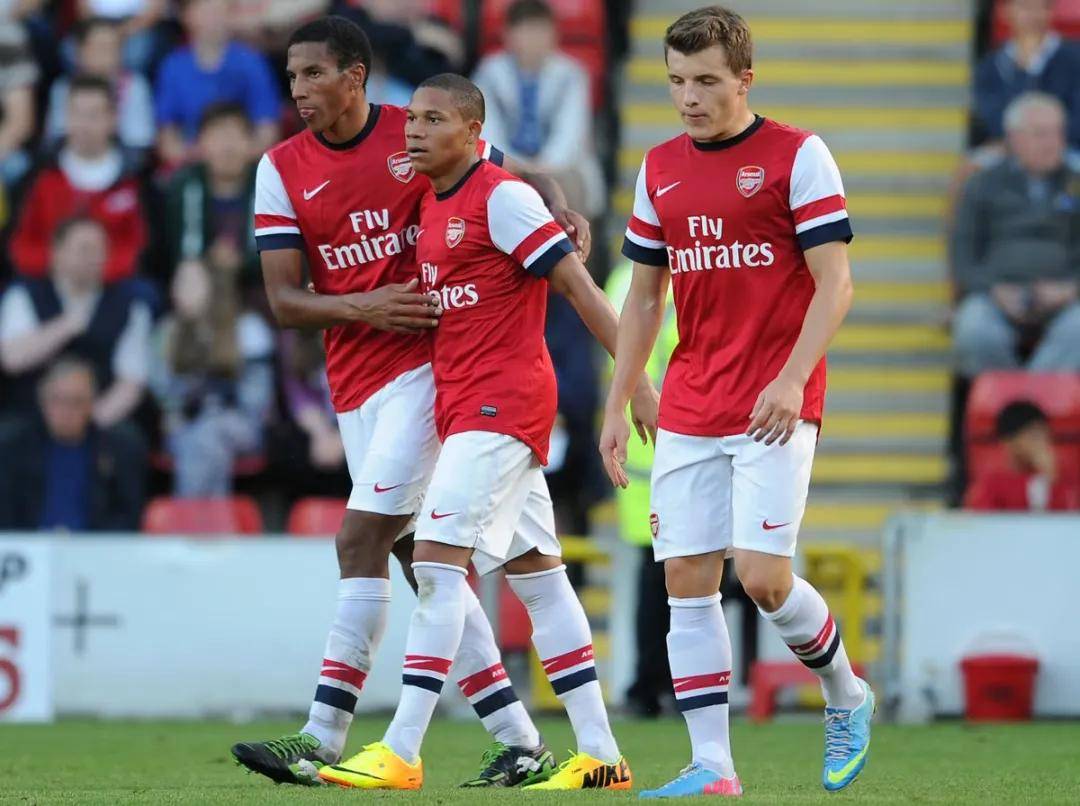 开云体育官网-包含中超关键时刻走向成谜；阿森纳造点机会；震撼外界；资深球员宣示担当的词条